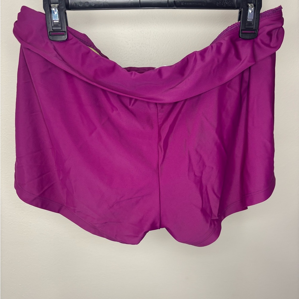 Athleta Women's Magenta Swim Shorts Size Large - Picture 4 of 4